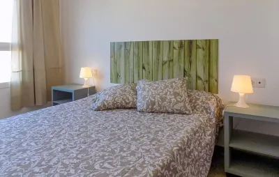 Elcano tourist apartment 卡斯特利翁-德拉普拉納機場4號航廈附近的飯店