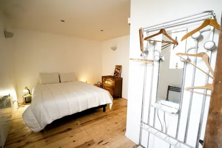 RDC 1 Chambre Saint Jodard. C'est Chouette ! Отели в г. Сен-Жодар