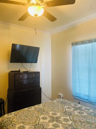 The Burnside House.  Charming Bungalow in the center of Gonzales