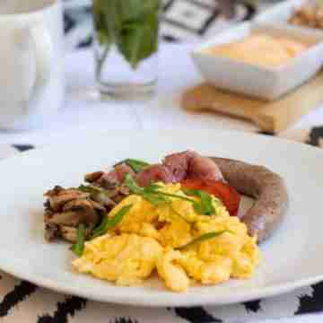 Fabulous 5-bedroom Beach House Stunning Views  with WiFi in Hout Bay  Cape Town Dining/Meeting Rooms