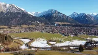 Alpenjuwel Oberstdorf – Mountain Views, Balcony & Sauna, Lift Pass, Dog Friendly