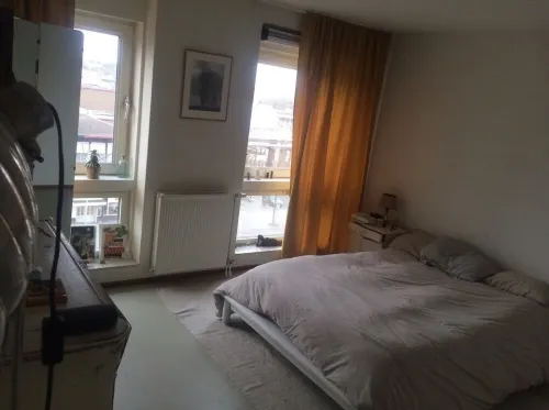 Une chambre de deux personnes dans un jolie appartement sur Rochefort