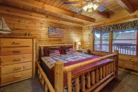 Cozy 2-bedroom cabin in welcoming lake Douglas, Sevierville near Pigeon Forge
