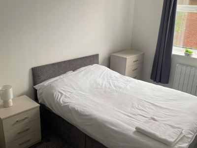 Central location 5 mins from all amenities
