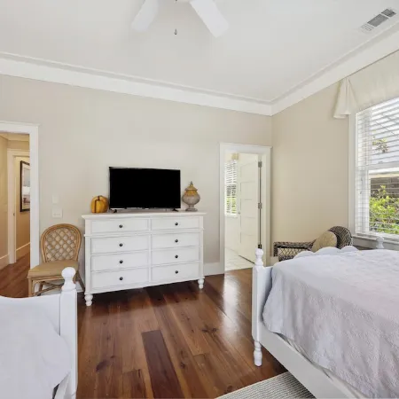 Palmetto Bluff Home in the Heart of Wilson Village3 Bdrm-3.5 Bath -Golf Access