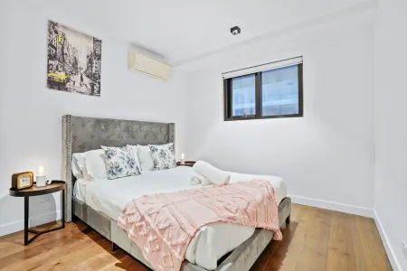 3 Bedroom Apartment 5 mins walking to Westfield Doncaster