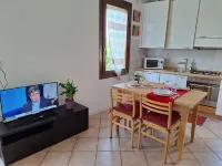 Charming 1-bedroom apartment with AC, WiFi in delightful Mirano Hotels in Mirano