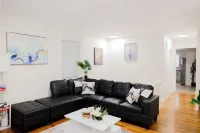 5 Bedroom 8 Bds 2 Bath Near NYC with Free Parking