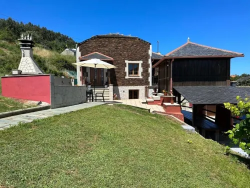 Casa do Lagar, Praia da Abrela Hotels in O Vicedo