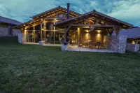 Chalet for up to 10 people with sauna nestled in the valley of 3 mountains