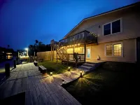 Hotrod & TT's Great Adventures, Dog Friendly Canal Waterfront on Laguna Madre