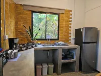 Casa Mandala, un oasis fresco en la calurosa selva de Tortuguero con wifi y aire Hotel a Limón