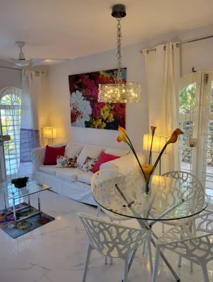 Colombus height Villa Hotels in Steer Town