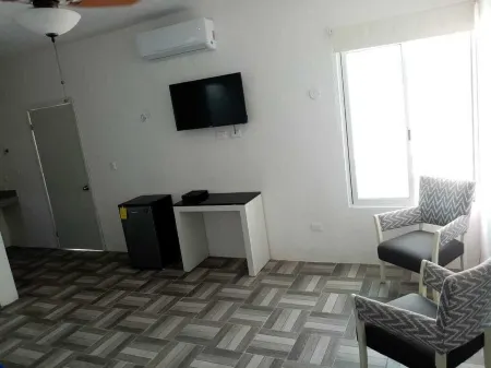 propiedad completamente privada, a 100 mts de la playa