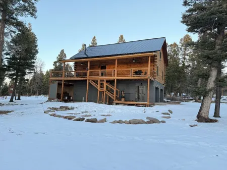 Family Getaway: Mountain Retreat with Games, Grill, Large Deck, & Wildlife