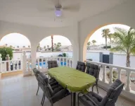 Stunning Family Villa Ciudad Quesada, Sleeps 14 Private Heated Pool & Jacuzzi Hotels in Quesada