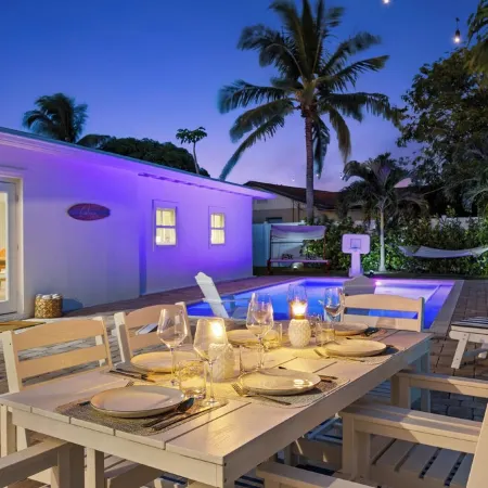 Caloosa Cabana: Heated Pool, Game Room, Putting Green, Fully Rennovated