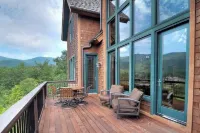 Luxurious Retreat in Bright's Creek near Lake Lure, Tryon, Hendersonville