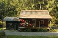 Cabin in Wayne National Forest with ride in/out access to Baileys Trail System