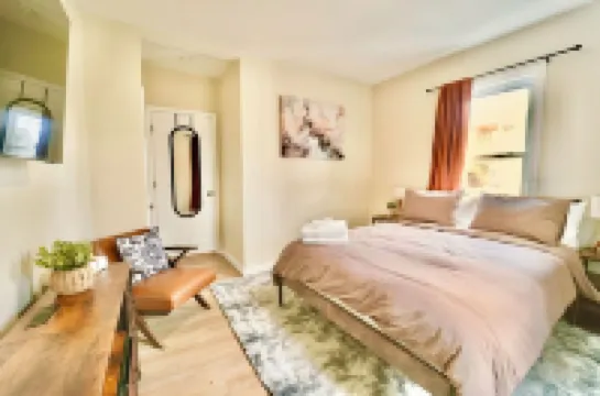 Spacious 4BDR/2BA- Walk to T-Station- Minutes to Boston