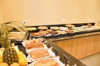Pousada Stillo Gramado Via Serena - Frühstück