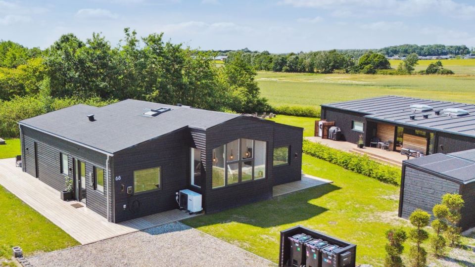 "Nissine" - 300m from the Sea