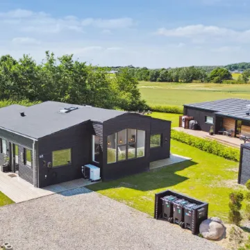 "Nissine" - 300m from the Sea