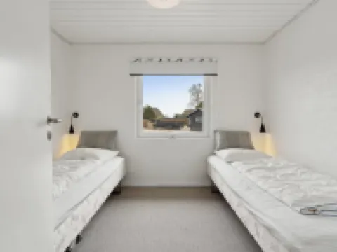 "Dietlinde" - 100m from the sea