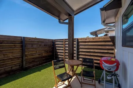 Fred's Joint with Hot Tub