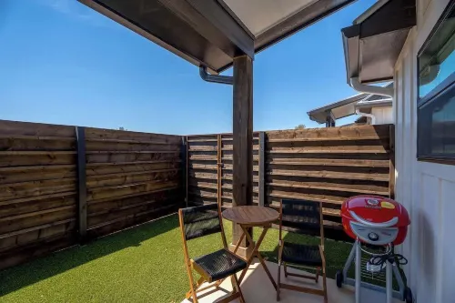 佛蘭德的熱水浴缸聯排別墅