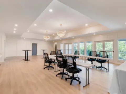 グラント ストリート イン, アン アセンド コレクション ホテル ダニーディンのホテル