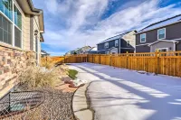 Spacious Aurora House w/ Yard ~ 10 Mi to Dia!