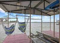 Waterfront Luxury Getaway for Gatherings - 180 Degree Views, Large Deck & Dock