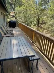 Rustic Luxury w/ hot tub, A/C + pet friendly
