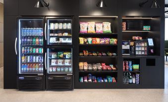 Hyatt Place Montreal Airport