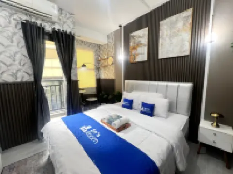 RedLiving Apartemen Transpark Cibubur - Ens Room Hotels in Jatisampurna