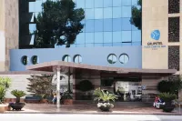 Grupotel Playa Camp de Mar - Adults Only Hotel di 