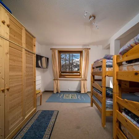 Apartment in Allos with Stunning Mountain Views