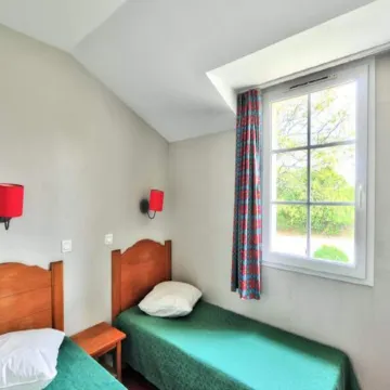 Duplex in Village with Forest View & Lake Nearby