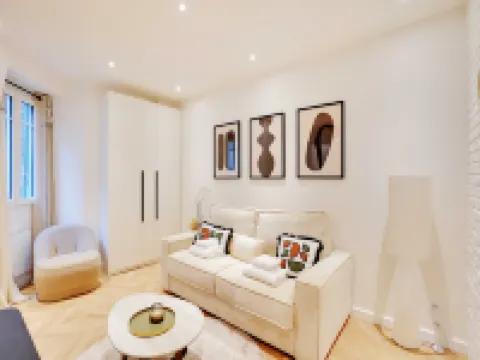 Magnificent Apartment 1BR/4P - Arc de Triomphe 塞納河畔訥伊酒店
