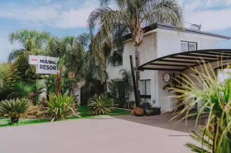 Mulwala Resort Отели в г. Малуола
