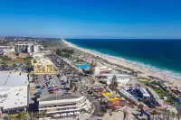 Scarborough & Absolutely Beachfront Hotels in Scarborough