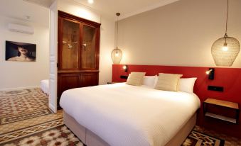 Valola Boutique Rooms