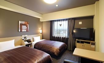 Hotel Route-Inn Hamada Ekimae