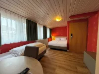 Hotel Hafner- Self check- in - 2 ดาว