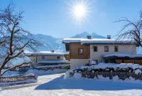 Cosy Apartment With Garden in Salzburger Land