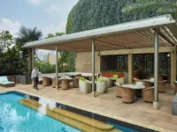 Raffles Jakarta - Luxury