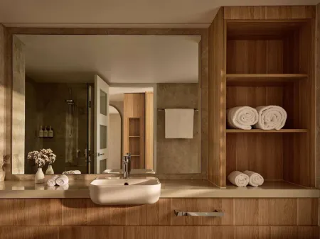 The Brighton Hotel Sydney – MGallery Collection Отели рядом с достопримечательностью «Библиотека Рокдейл»