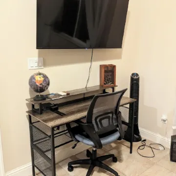 Private Apartment Style Suite. Close to National Parks.