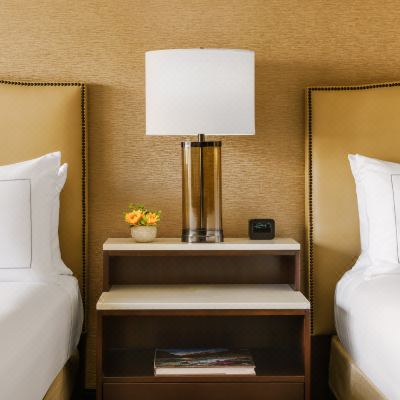 2 Queen Beds Pool View W/ Balcony Hilton Phoenix Airport Promo Code